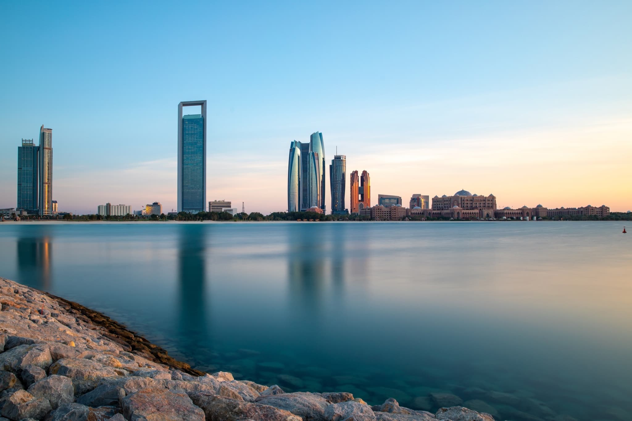 أبراج على امتداد كورنيش أبوظبي، سوق البرّ الرئيسي